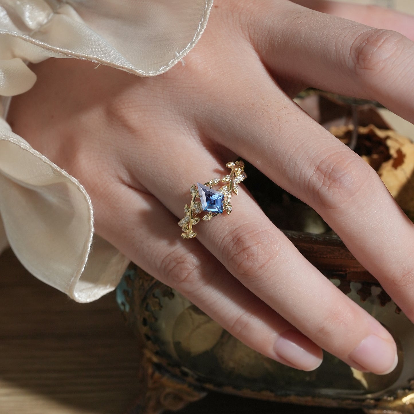 Kite Alexandrite Engagement Ring