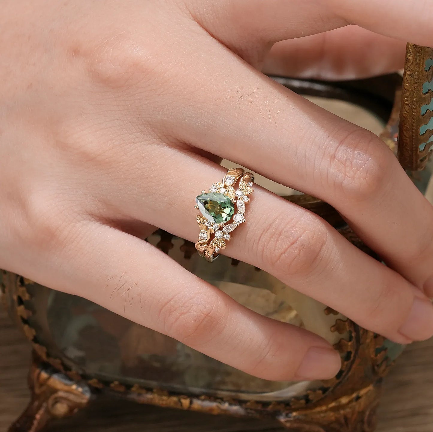 Green Sapphire Leaf Ring Set