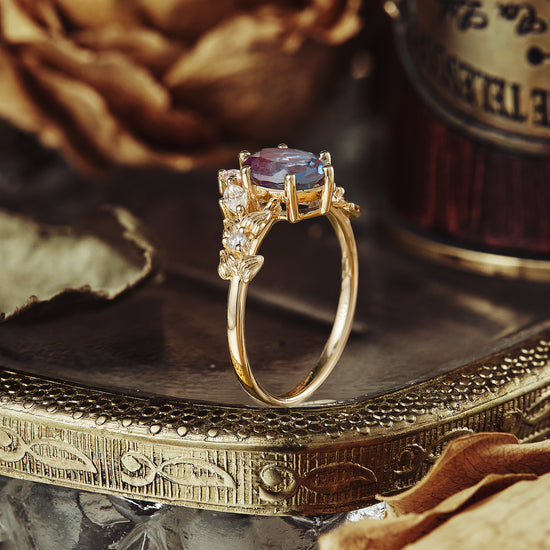 V-Shaped Alexandrite Engagement Ring - Scarlett