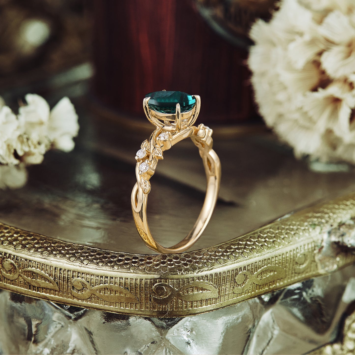 GemsMagic Emerald Leaf Engagement Ring (925 Silver) - GemsMagic