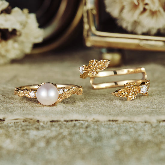 GemsMagic Enchanted Leaf-Inspired Circular Pearl Engagement Ring Set 2pcs