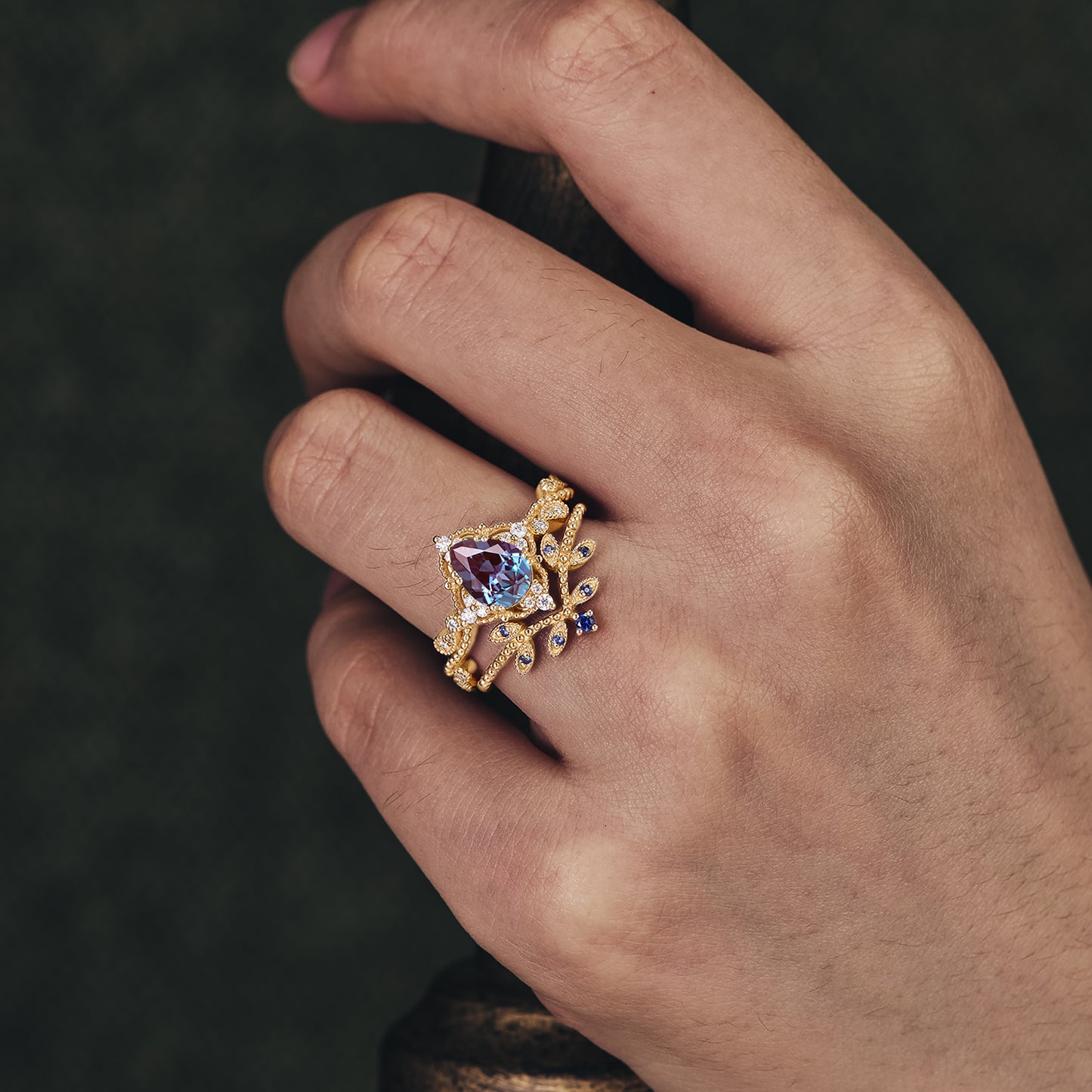 Pear Cut Alexandrite Twisted Engagement Ring Set 2pcs - GemsMagic