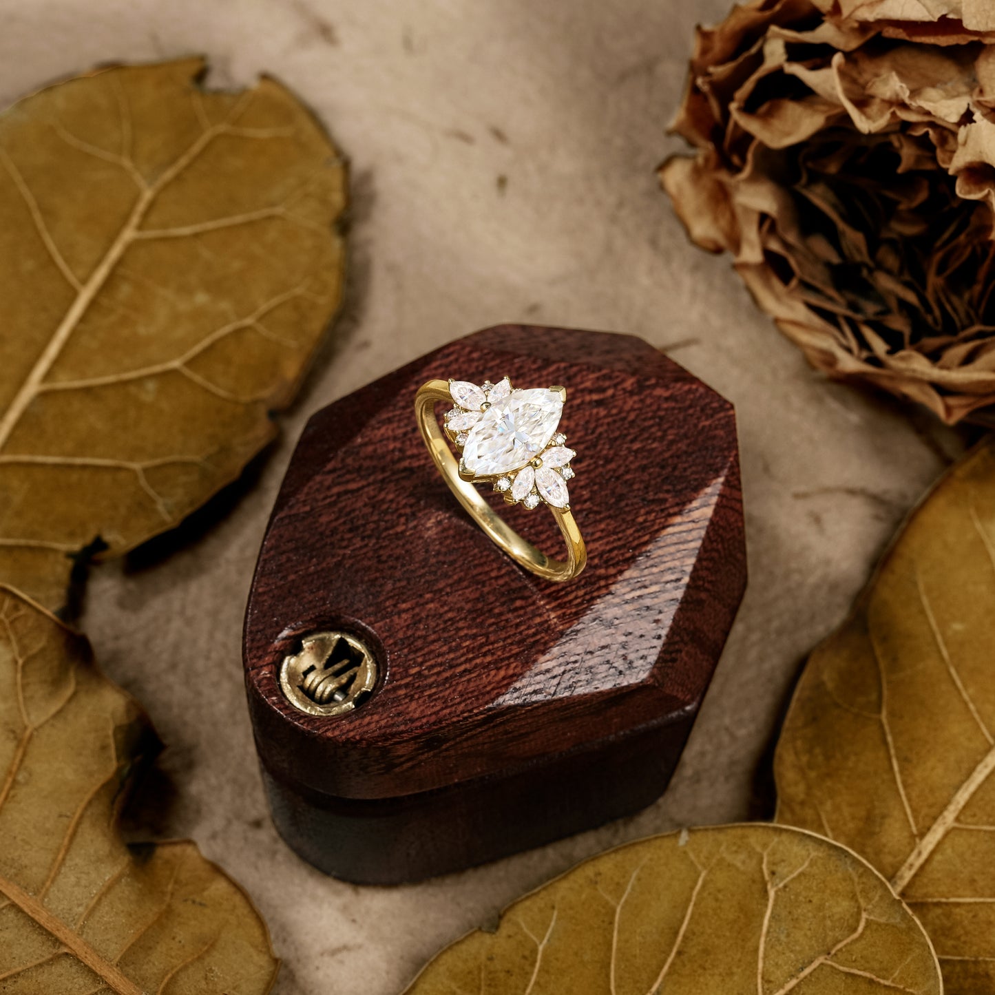 GemsMagic Graceful Marquise Cut Moissanite Ring-Aurora