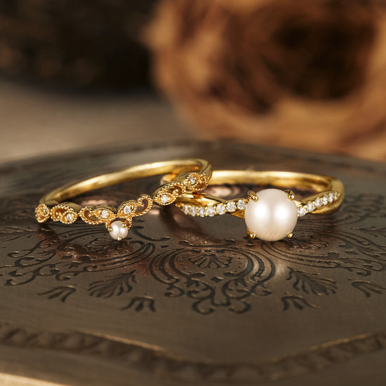 GemsMagic Graceful Pearl Engagement Ring Set 2pcs