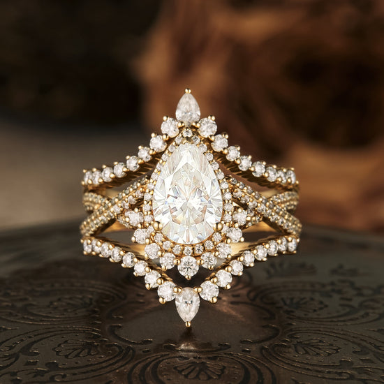 Custom Order - GemsMagic Gorgeous Pear Cut Moissanite Engagement Ring Set 2pcs