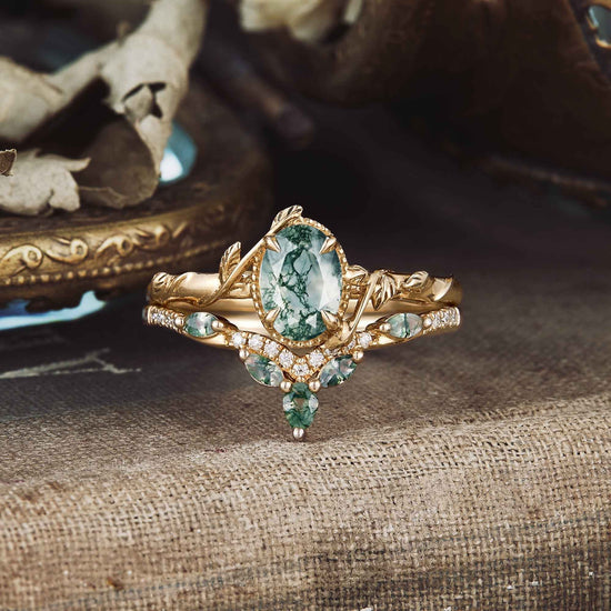 HOW TO PICK AN ENGAGEMENT RING: TOGETHER OR ALONE - GemsMagic