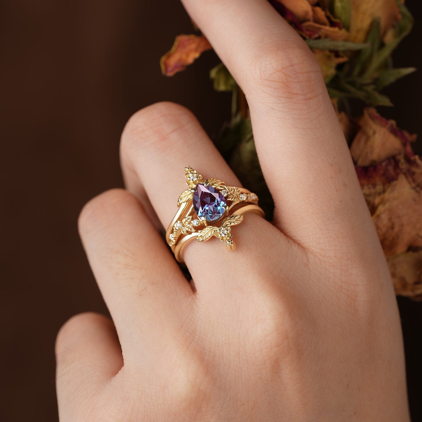 How to Style Your Vintage Alexandrite Ring from Day to Night - GemsMagic