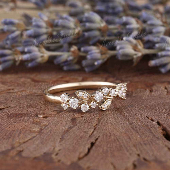 How to Wear Engagement Ring and Wedding Band: The Complete Guide for Modern Brides