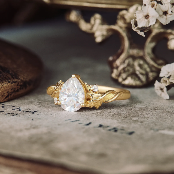What is Moissanite? Everything You Need to Know About Moissanite Engagement Rings