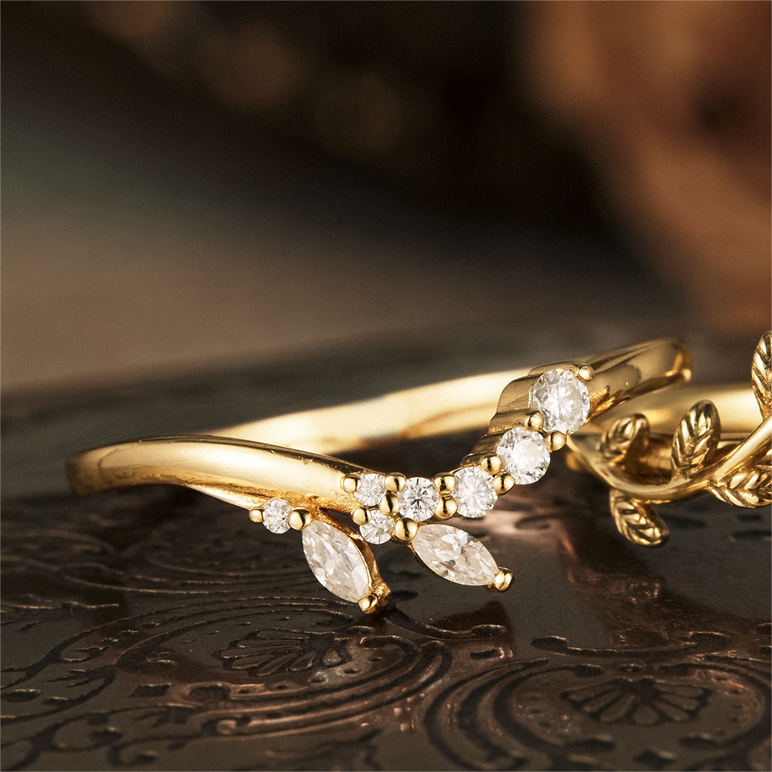 How to Wear Engagement Ring and Wedding Band: The Complete Guide for Modern Brides