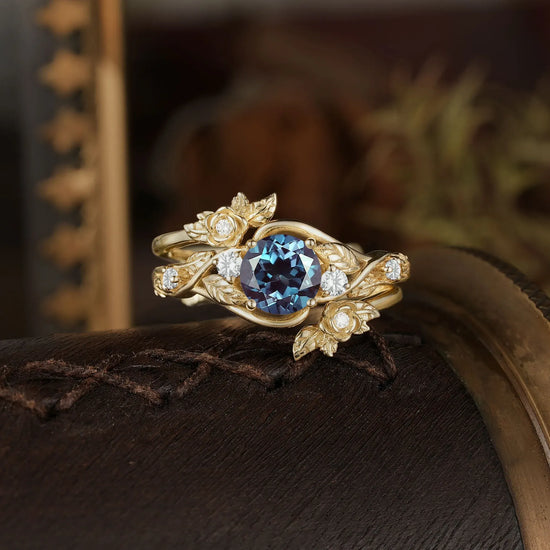 Alexandrite Ring Set with  moissanite