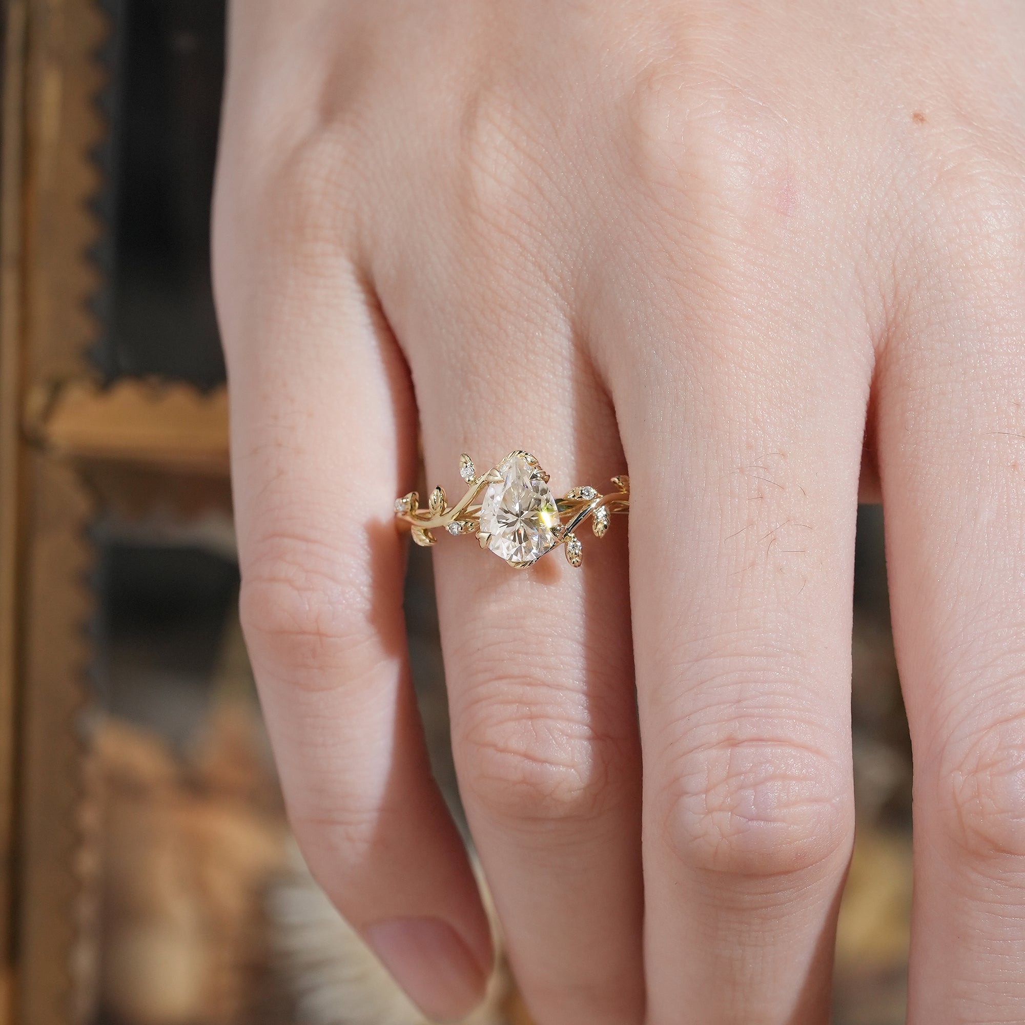 1.7ct Pear Leaf Moissanite Engagement Ring - Clementine - GemsMagic