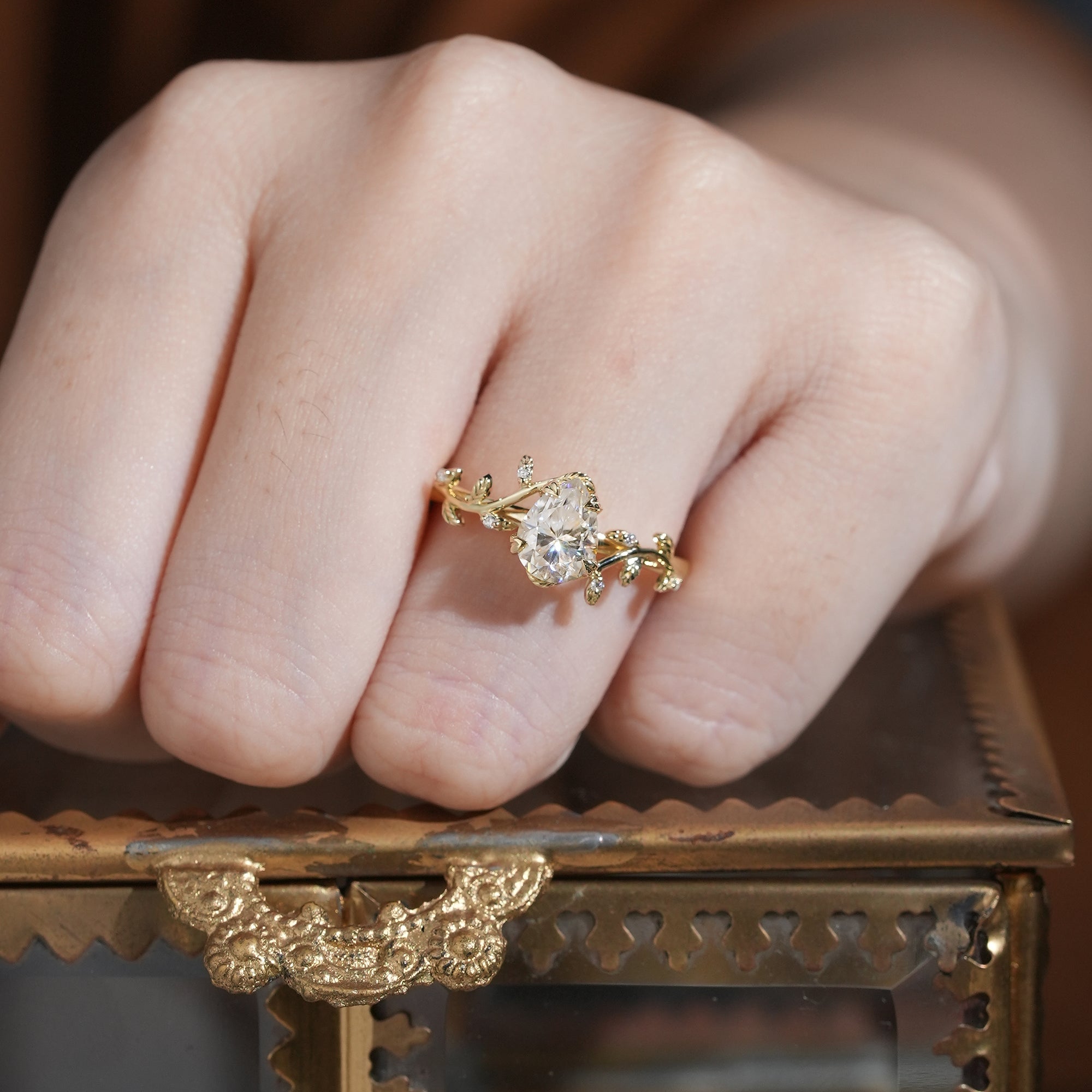 1.7ct Pear Leaf Moissanite Engagement Ring - Clementine - GemsMagic