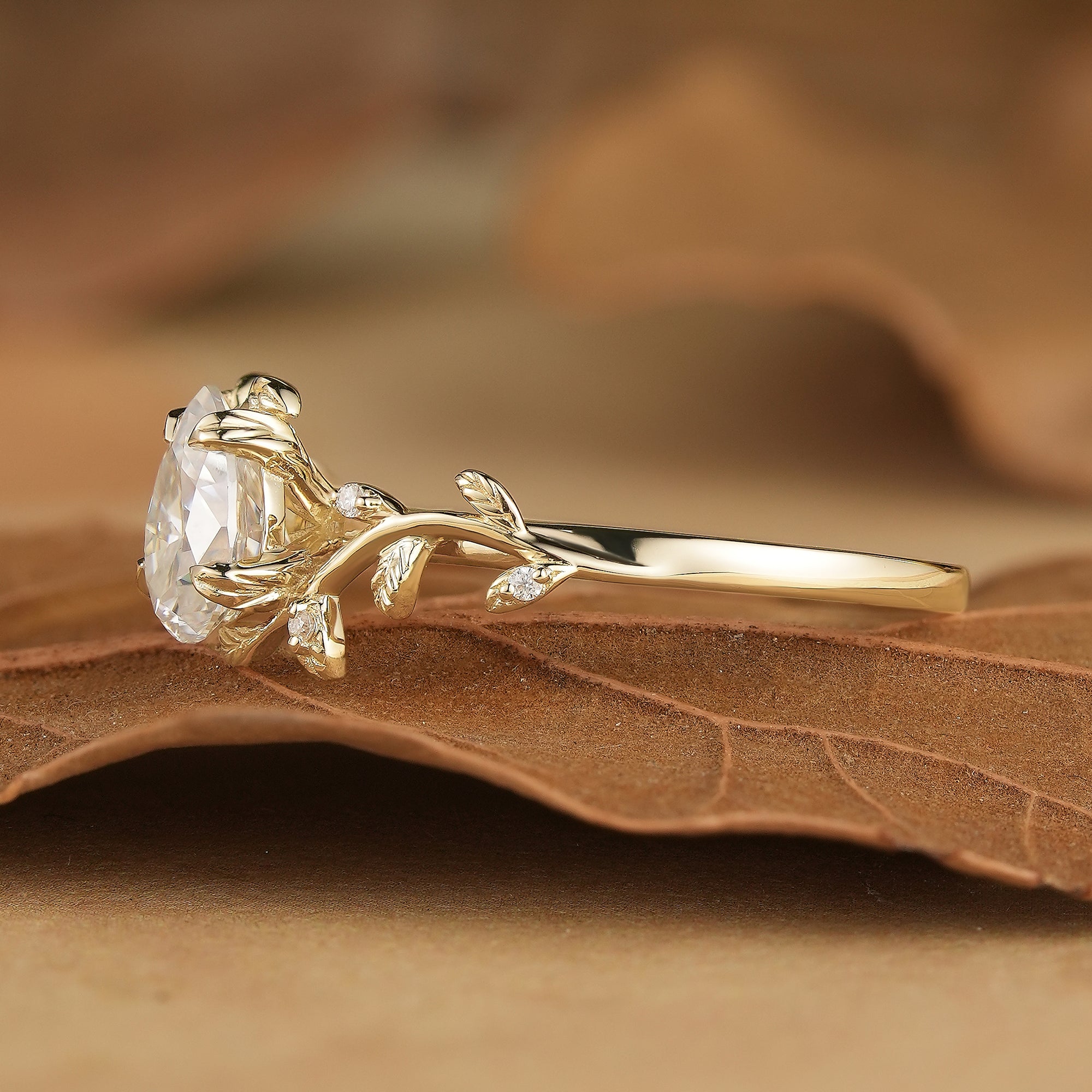 1.7ct Pear Leaf Moissanite Engagement Ring - Clementine - GemsMagic