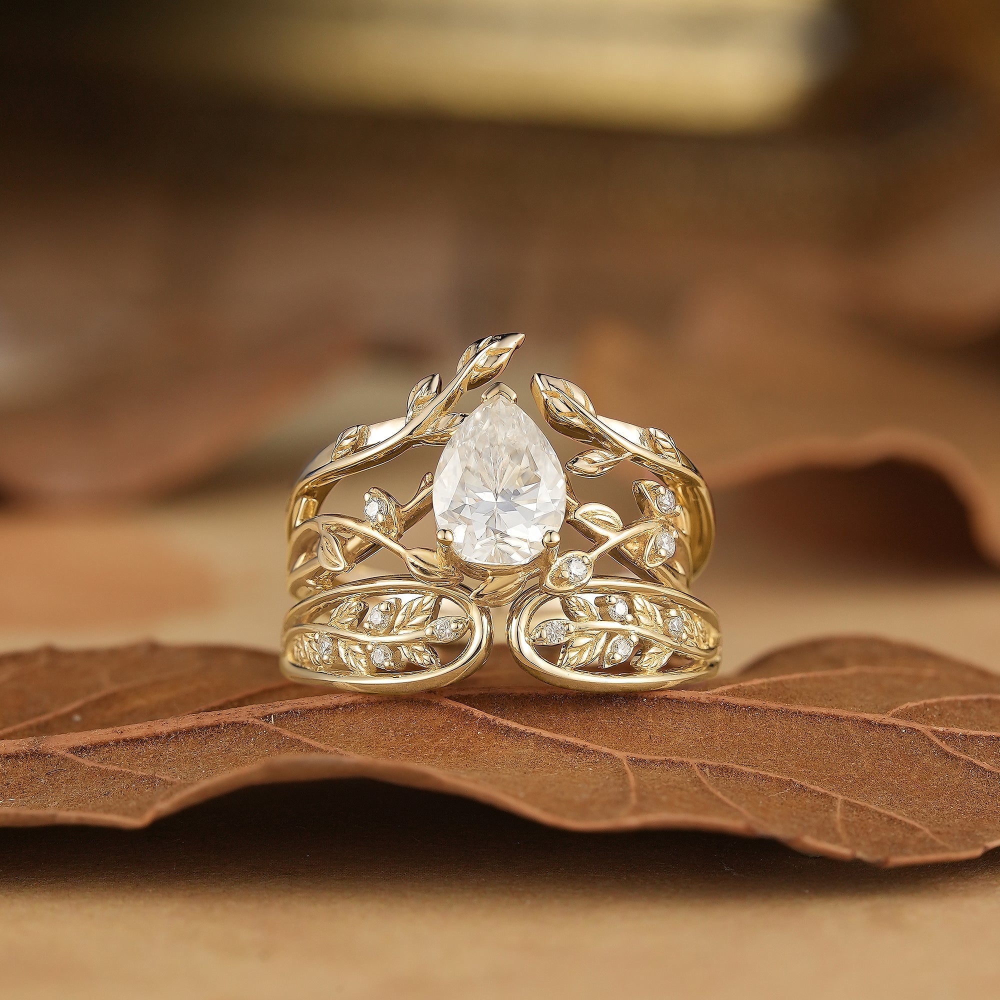 1.7ct Pear Moissanite Couple Ring Set 3pcs - Infinity Pair - GemsMagic