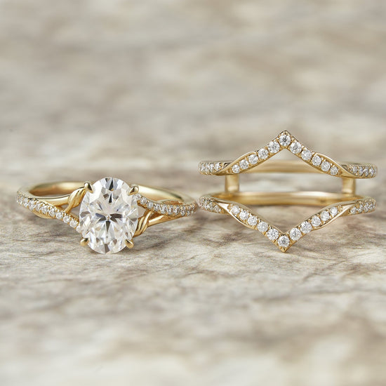 2pcs Oval - cut Moissanite Gold Ring set - Tindra - GemsMagic