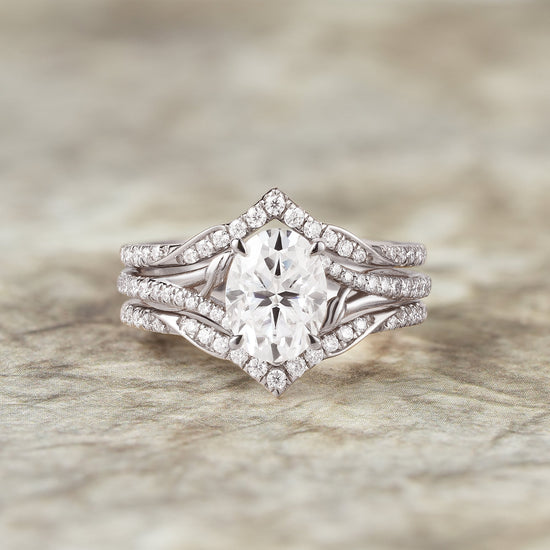2pcs Oval - cut Moissanite Gold Ring set - Tindra - GemsMagic