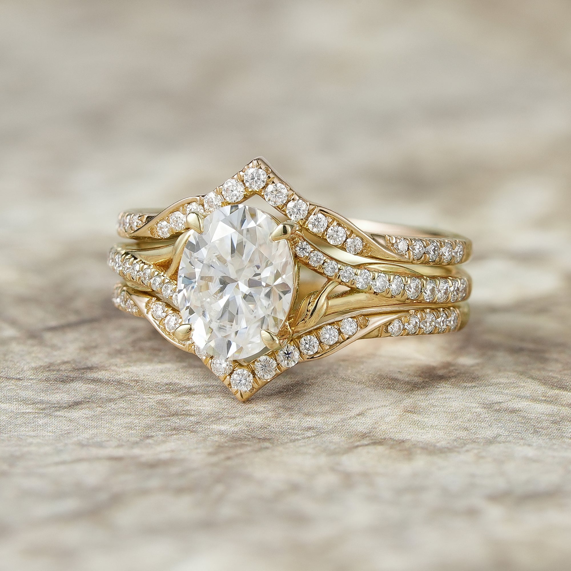 2pcs Oval - cut Moissanite Gold Ring set - Tindra - GemsMagic