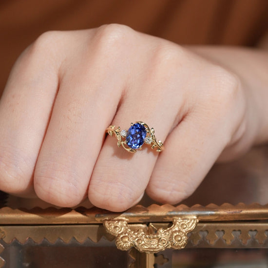 6x8mm Oval Cornflower Sapphire Leaf Shaped Ring - Leila - GemsMagic
