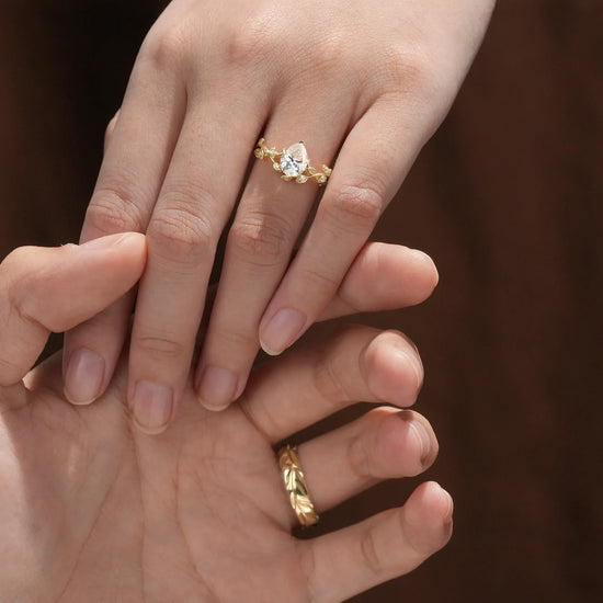 Pear-Cut Vine and Leaf Gold Couple’s Ring Set