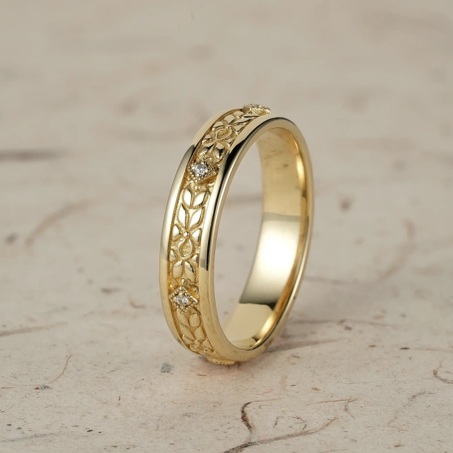 Vintage Men's Moissanite Leaf Band