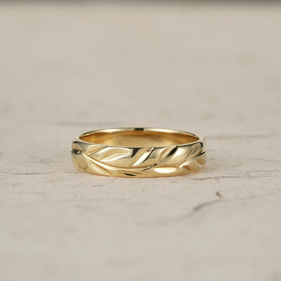 Vintage Men's Leaf Band