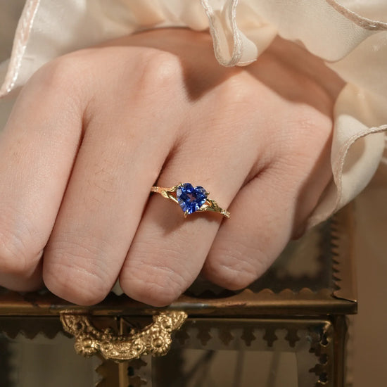 Heart Moissanite Leaf Engagement Ring
