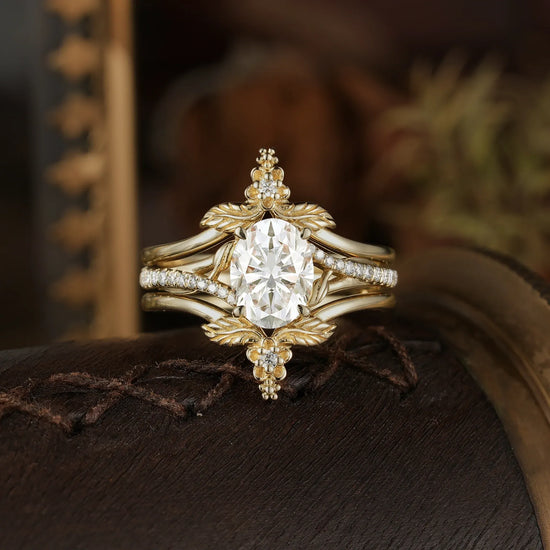 Oval Cut Moissanite Leaf Ring Set