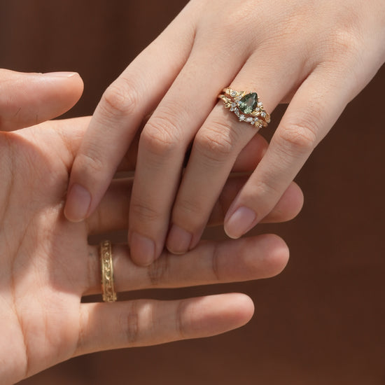 Green Sapphire Leaf Couple Rings