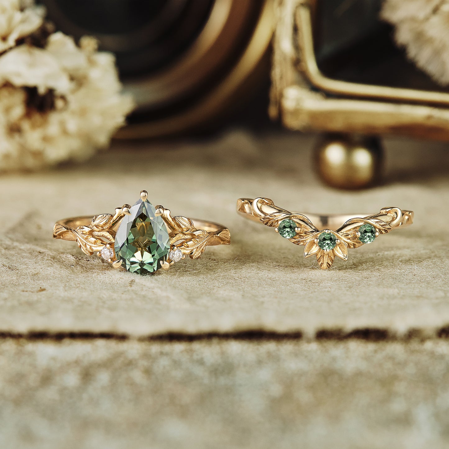 GemsMagic African Violet Inspired Green Sapphire Engagement Ring Set 2pcs - Amara