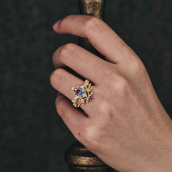 Pear Cut Alexandrite Twisted Engagement Ring Set