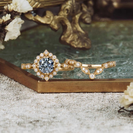 Vintage Small Sun Gray Moissanite Ring Set