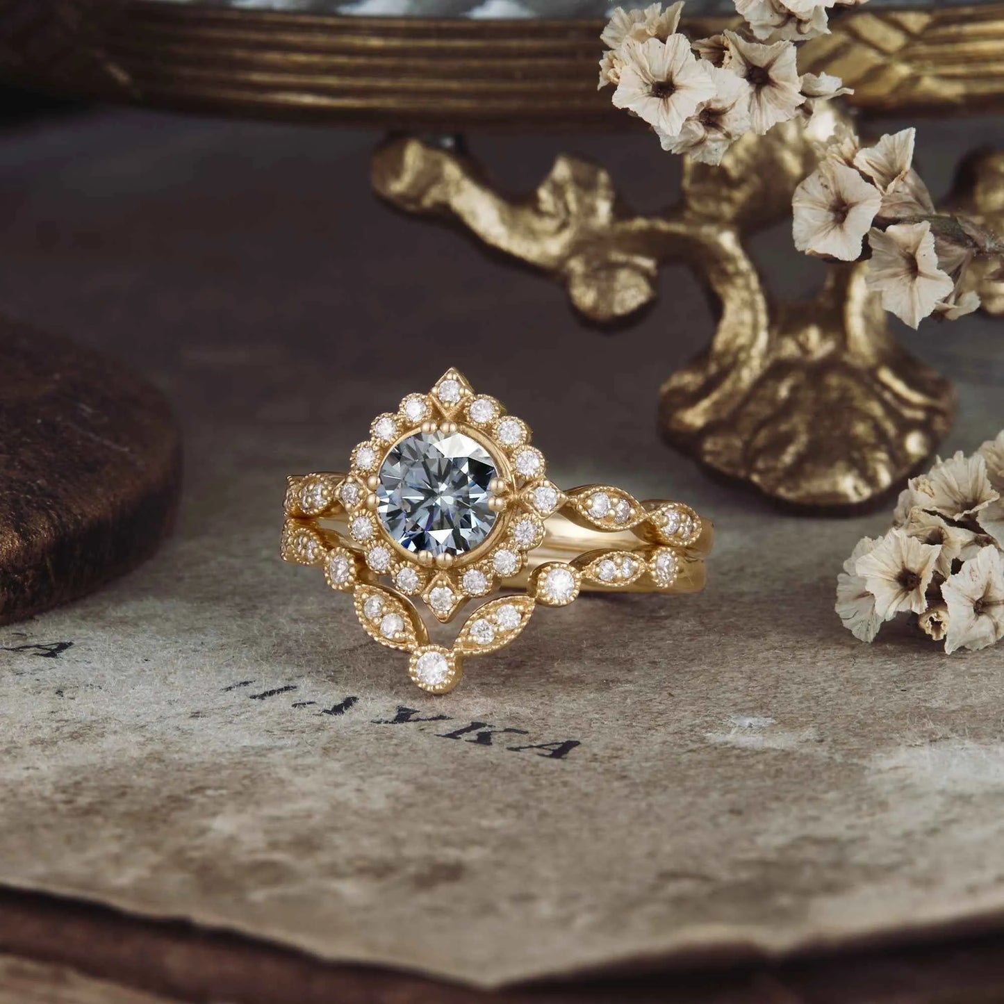 Vintage Small Sun Gray Moissanite Ring Set