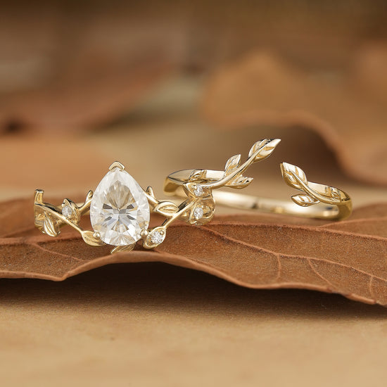 Moissanite Vine Shaped Design Bridal Set