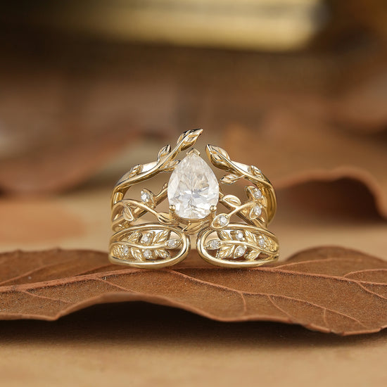 Pear Moissanite Couple Ring Set 3pcs