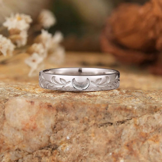 Moon & Leaf Gold Men's Band - Kai