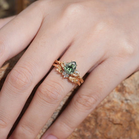 GemsMagic Pear Green Sapphire Leaf Inspired Bridal Ring Set