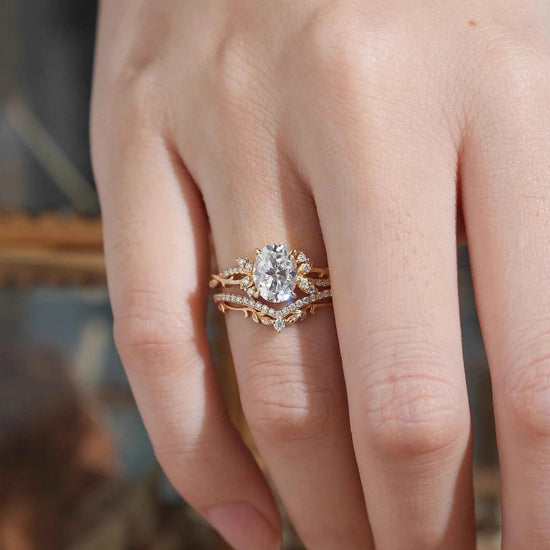 Oval Cut Moissanite Leaf And Vine Inspired Bridal Ring Set