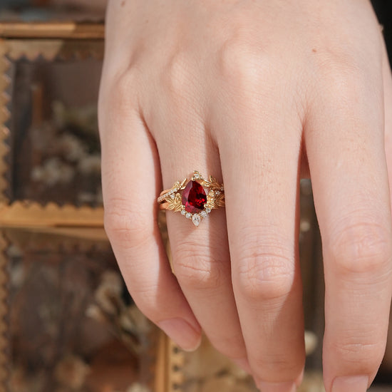 Pear Ruby Rose Gold Ring Leaf And Flower Inspired Bridal Set - GemsMgic