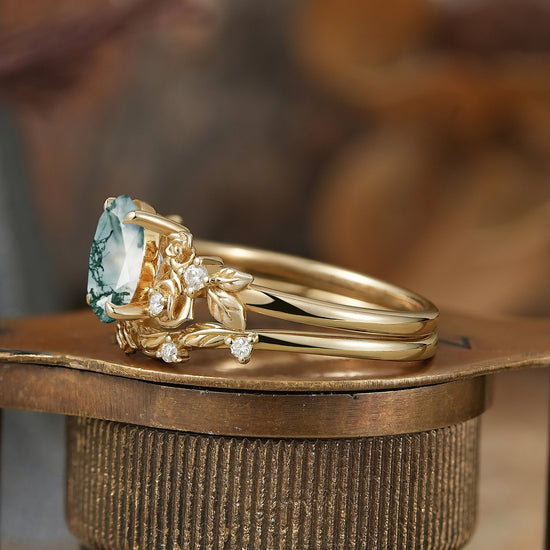 Oval Cut Moss Agate Rose Blossom Inspired Bridal Ring Set