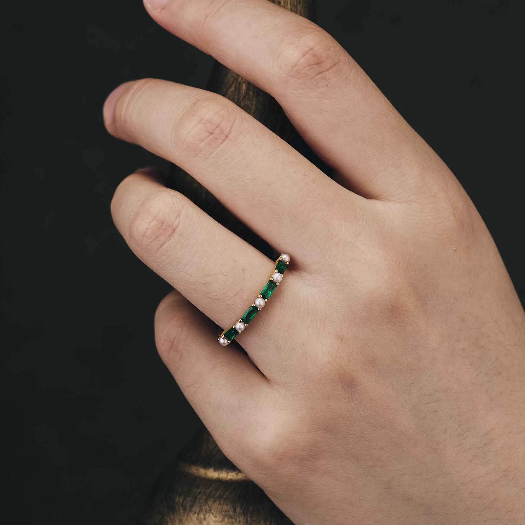 Akoya Pearl and Emerald Alternating Wedding Band - GemsMagic - GemsMagic