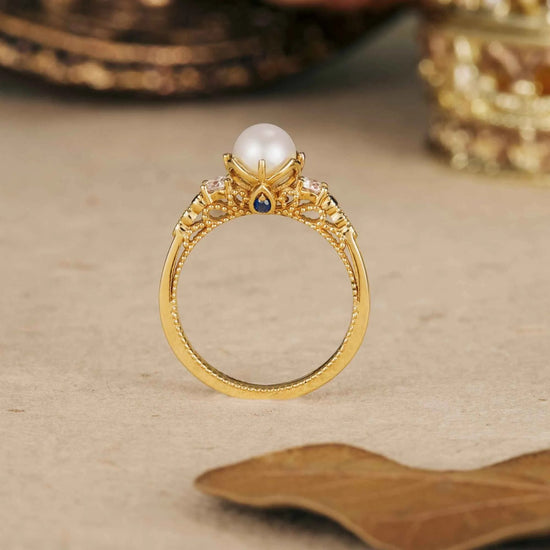 Akoya Pearl Peekaboo Promise Ring - GemsMagic - GemsMagic