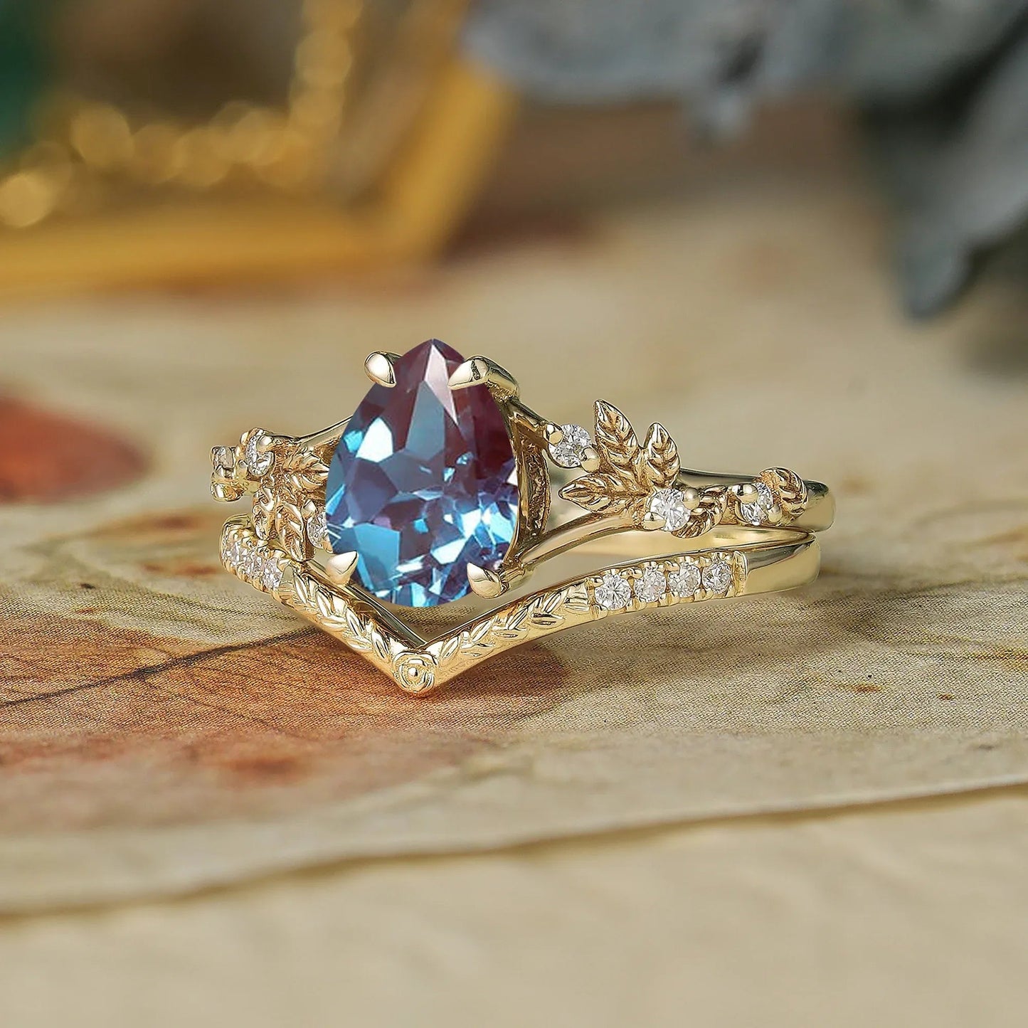 Alexandrite Engagement Ring Set 2pcs - Cressida - GemsMagic