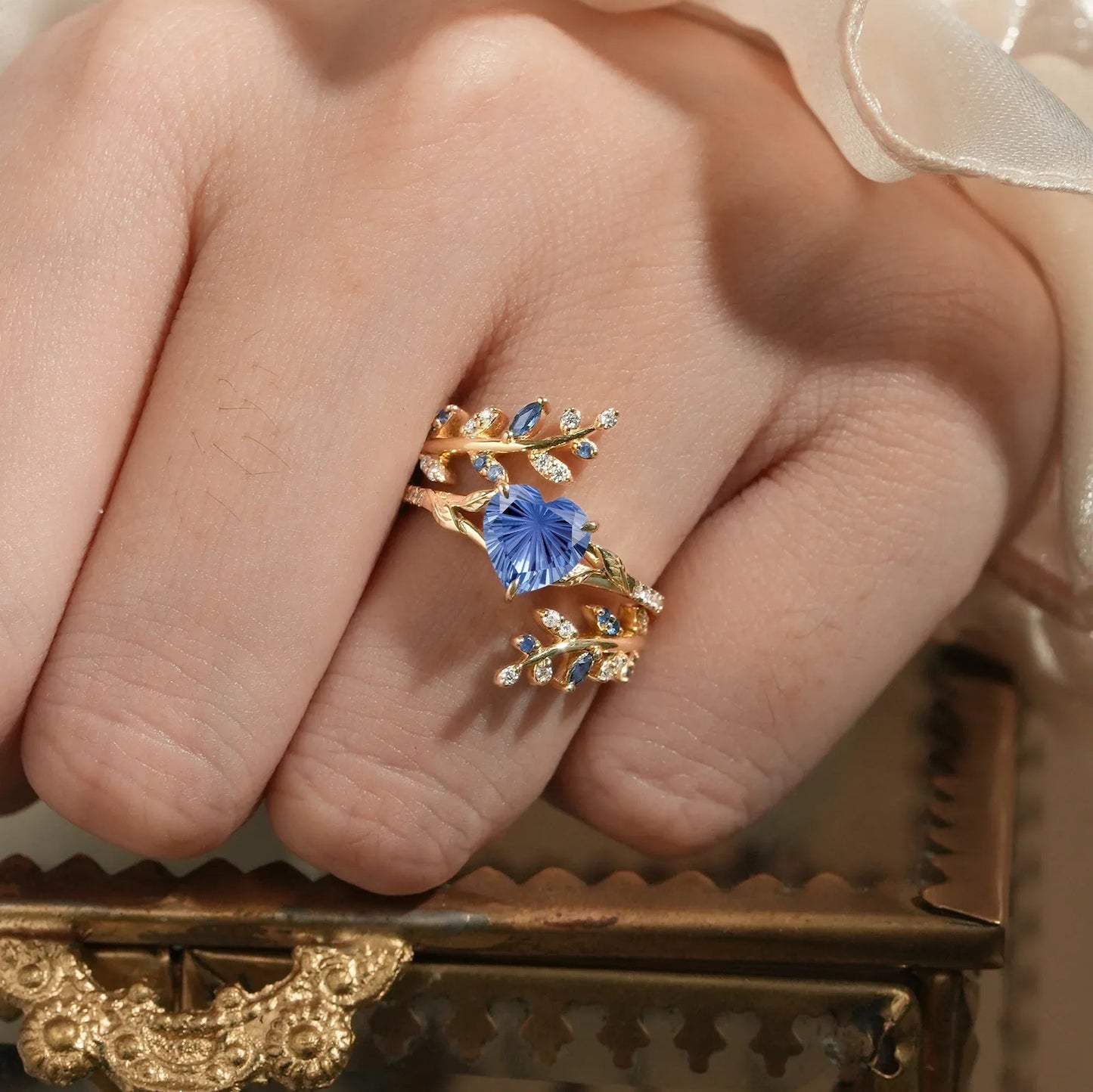 Aphrodite's Enchanted Vine | A Mythical Heart Shaped Sparkle Cut Sapphire Engagement Ring Set - GemsMagic