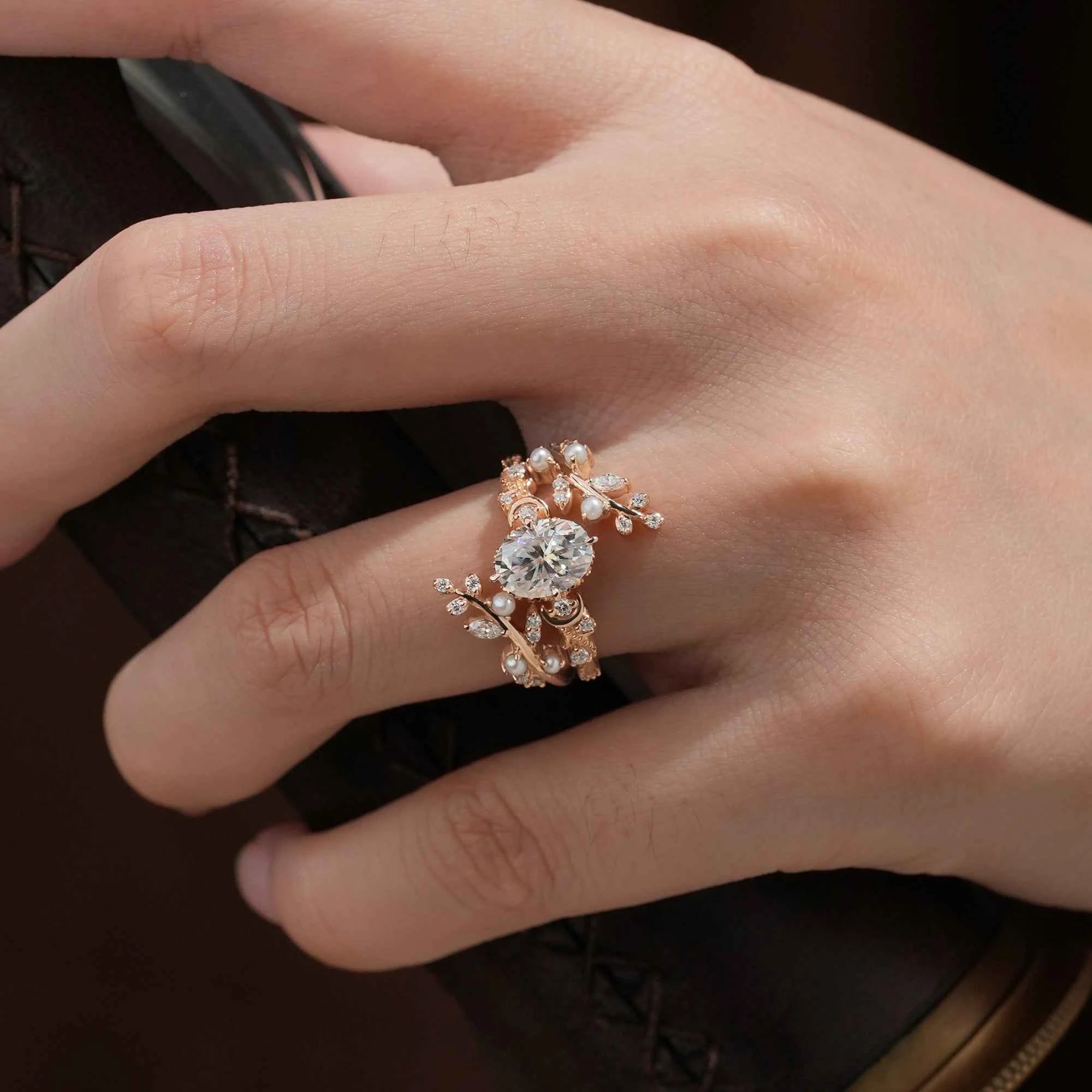 Aphrodite's Enchanted Vine | Moon Design Moissanite Ring Set - Hermione - GemsMagic