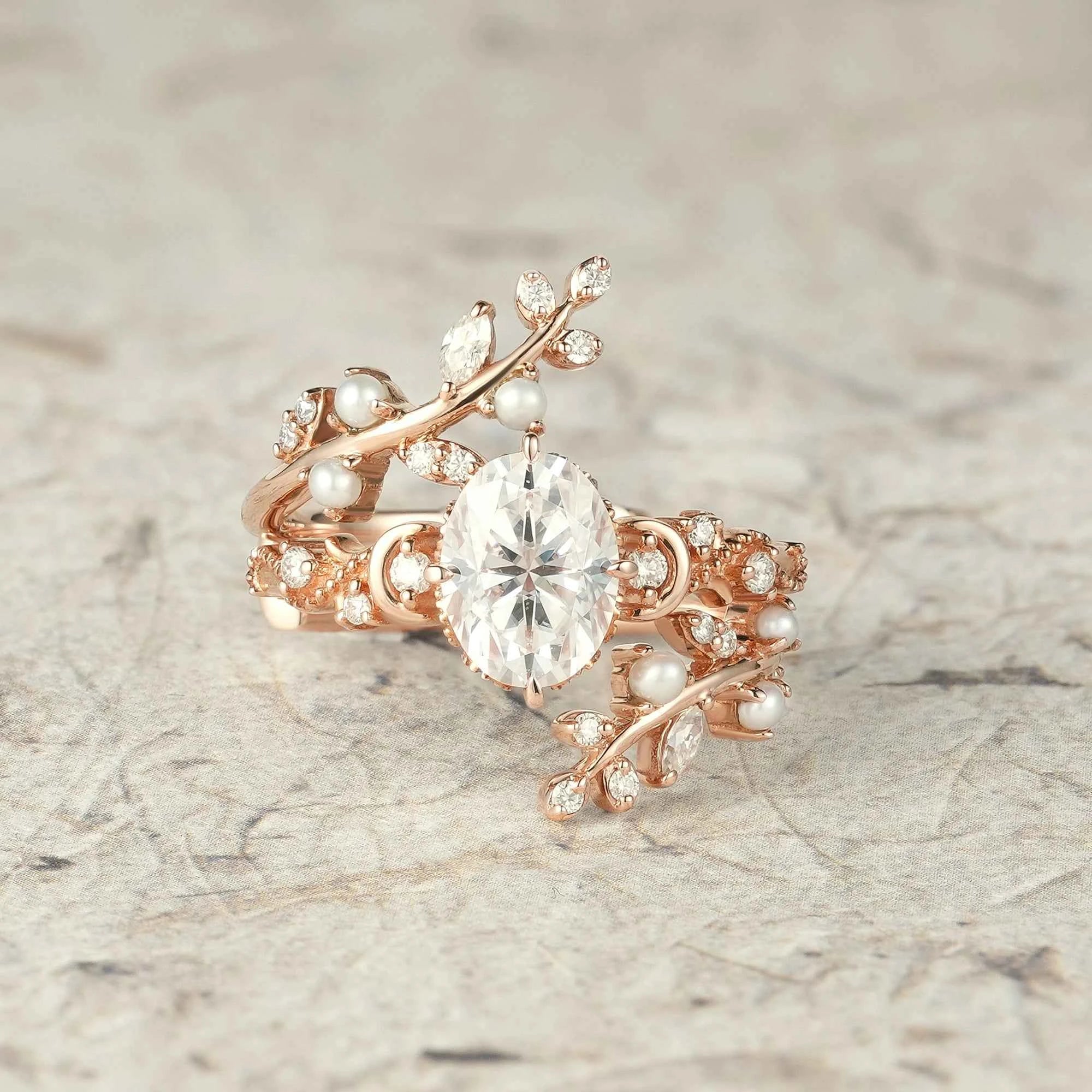 Aphrodite's Enchanted Vine | Moon Design Moissanite Ring Set - Hermione - GemsMagic
