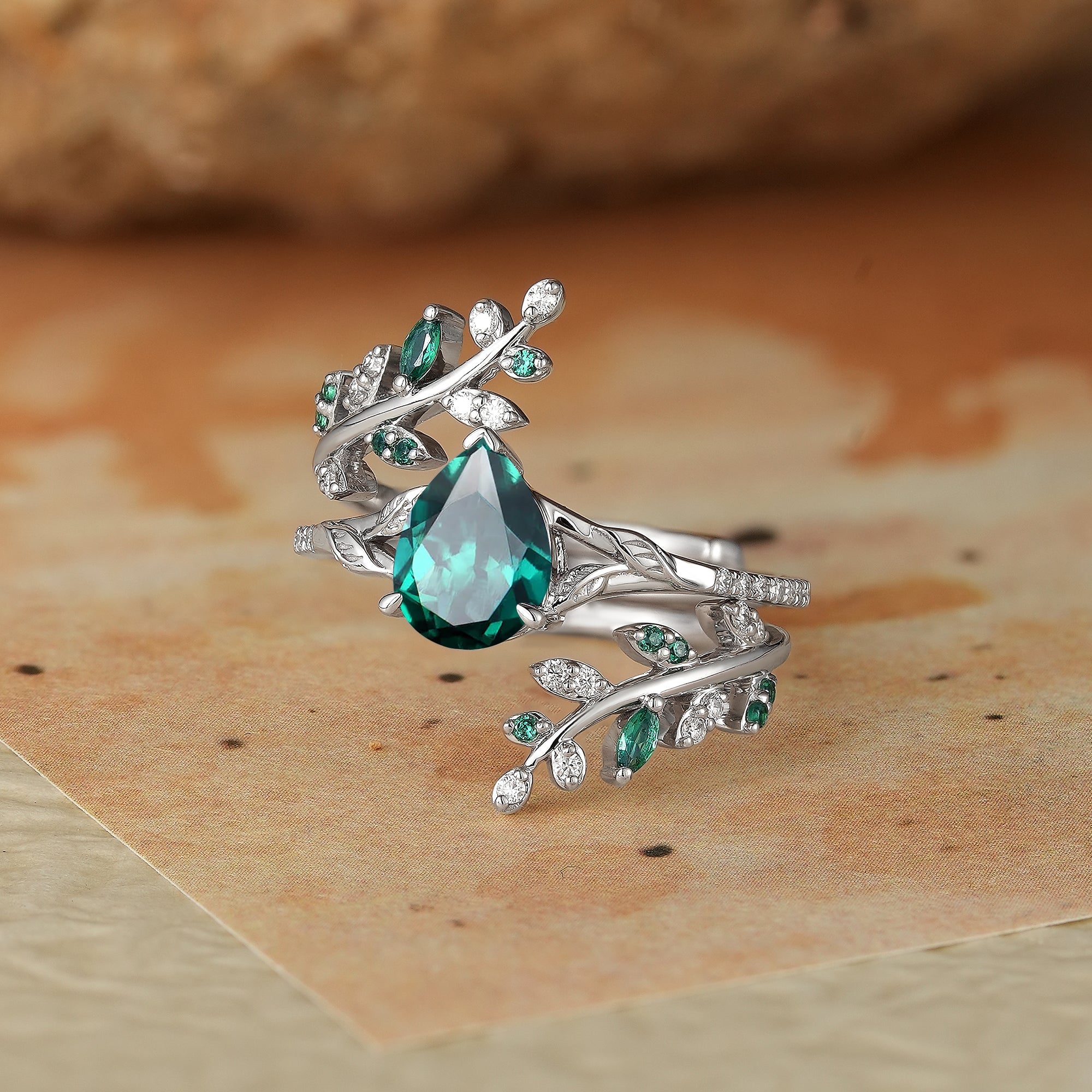 Aphrodite's Enchanted Vine | White Gold Emerald Engagement Ring Set - Marigold - GemsMagic