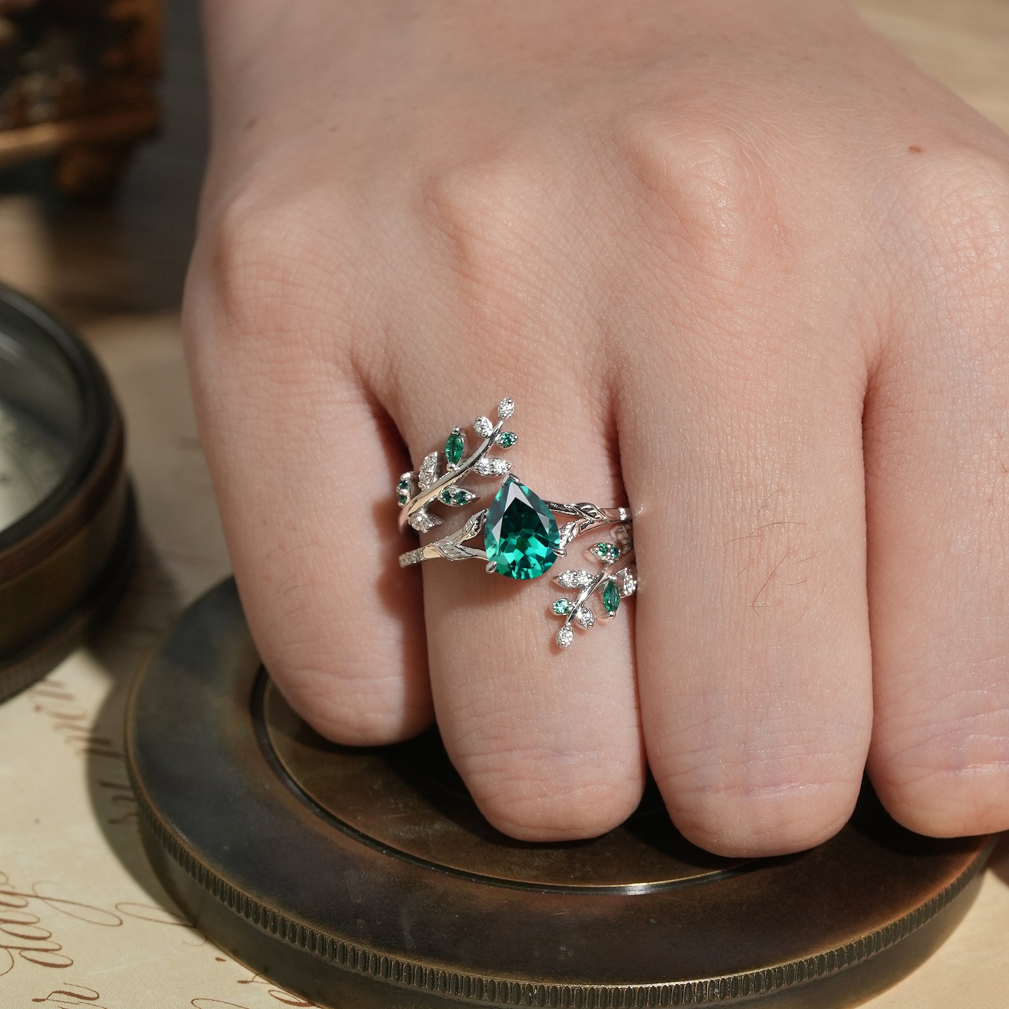 Aphrodite's Enchanted Vine | White Gold Emerald Engagement Ring Set - Marigold - GemsMagic