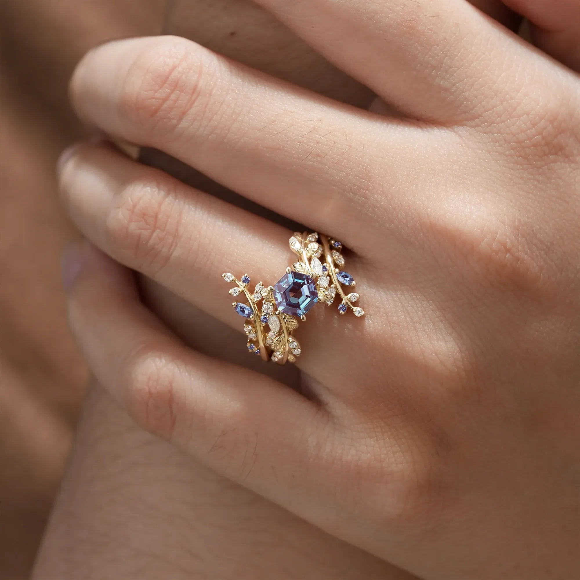 Aphrodite's Hexagon Cut Alexandrite Asymmetric Leaf Enhancer Ring Set - Eliza - GemsMagic