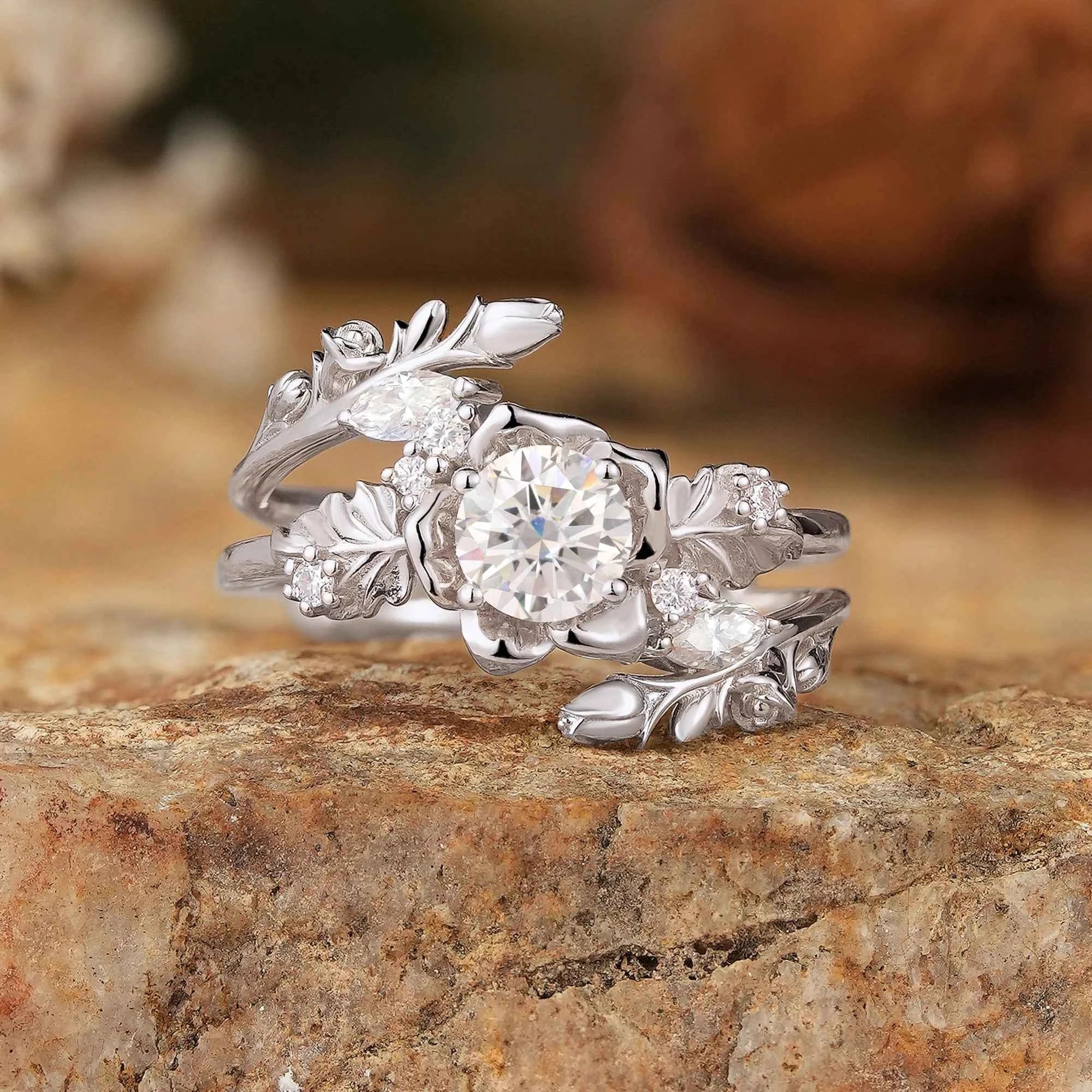 Blooming Rose Moissanite with Rose Buds Ring Set - Yuna - GemsMagic